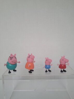 Vintage Jazwares  Peppa Pig and Family 2003 Figure Toys 4-Figure Set